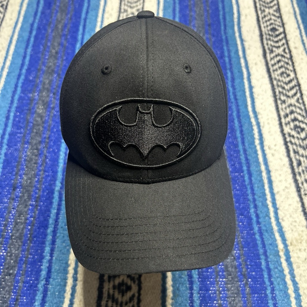 Vintage Batman Black on Black Logo Snapback Hat Embroidered DC Comics Cap